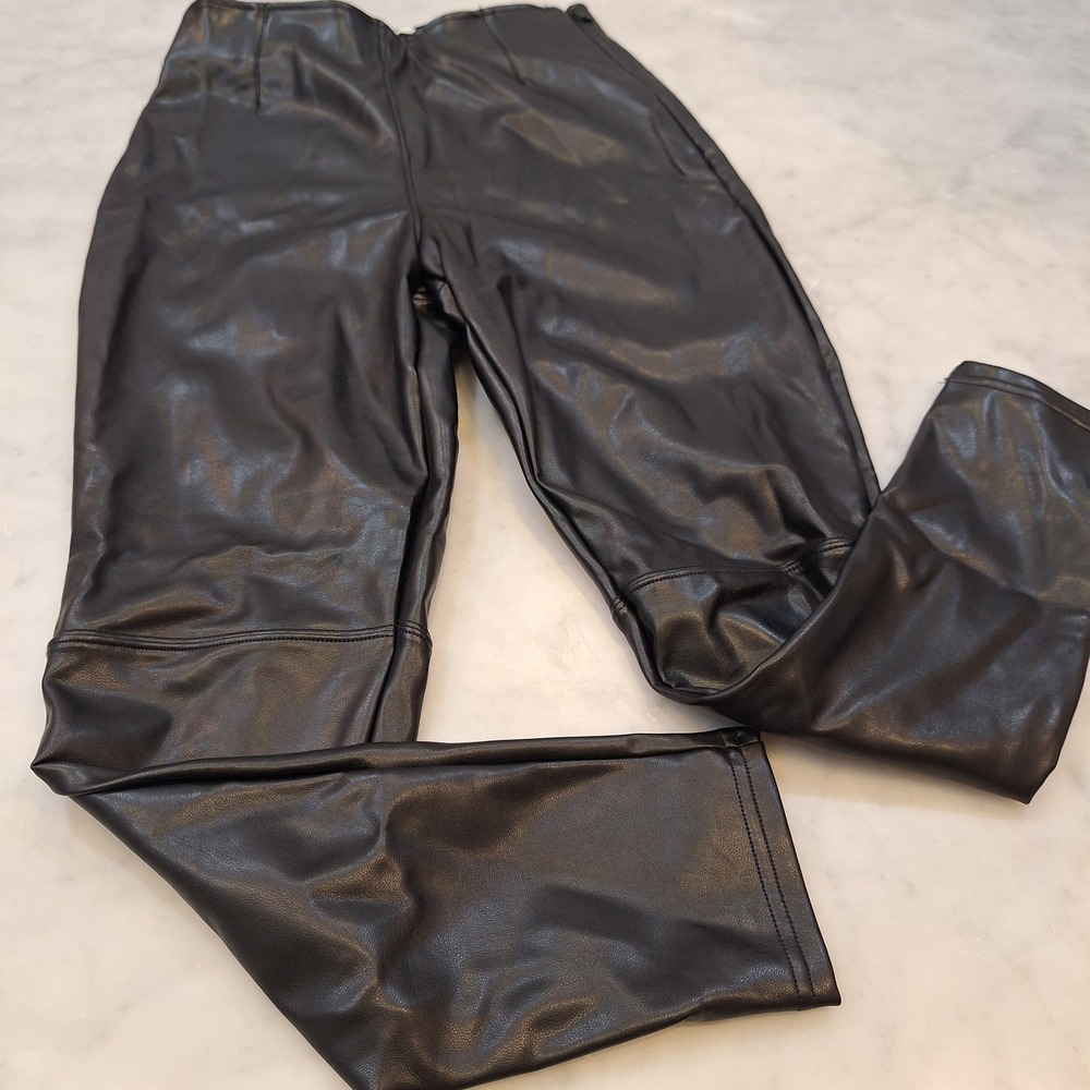 Abercrombie & Fitch Pants Sz XS Black Vegan Leather High Rise Side Zip Rocker